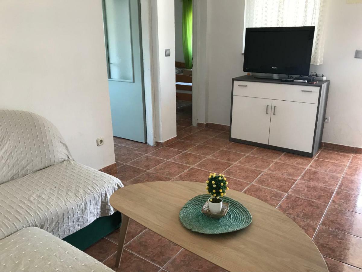 Apartmani Darija Vir Exterior foto