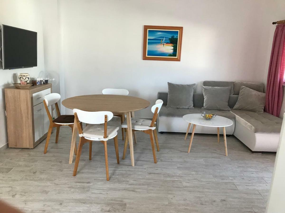 Apartmani Darija Vir Exterior foto